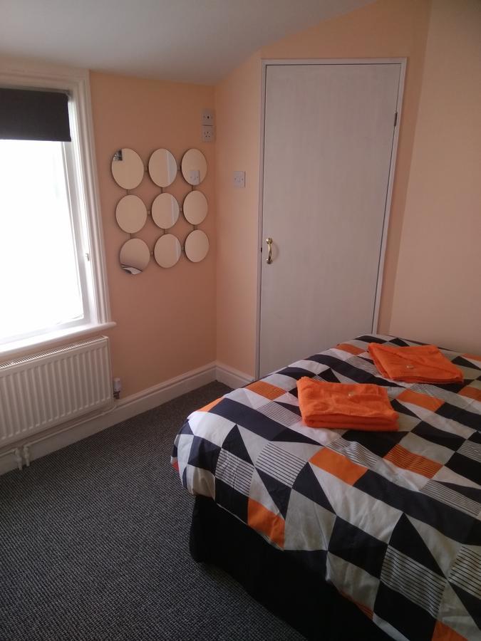 The Castleton Bed & Breakfast Blackpool Exterior foto